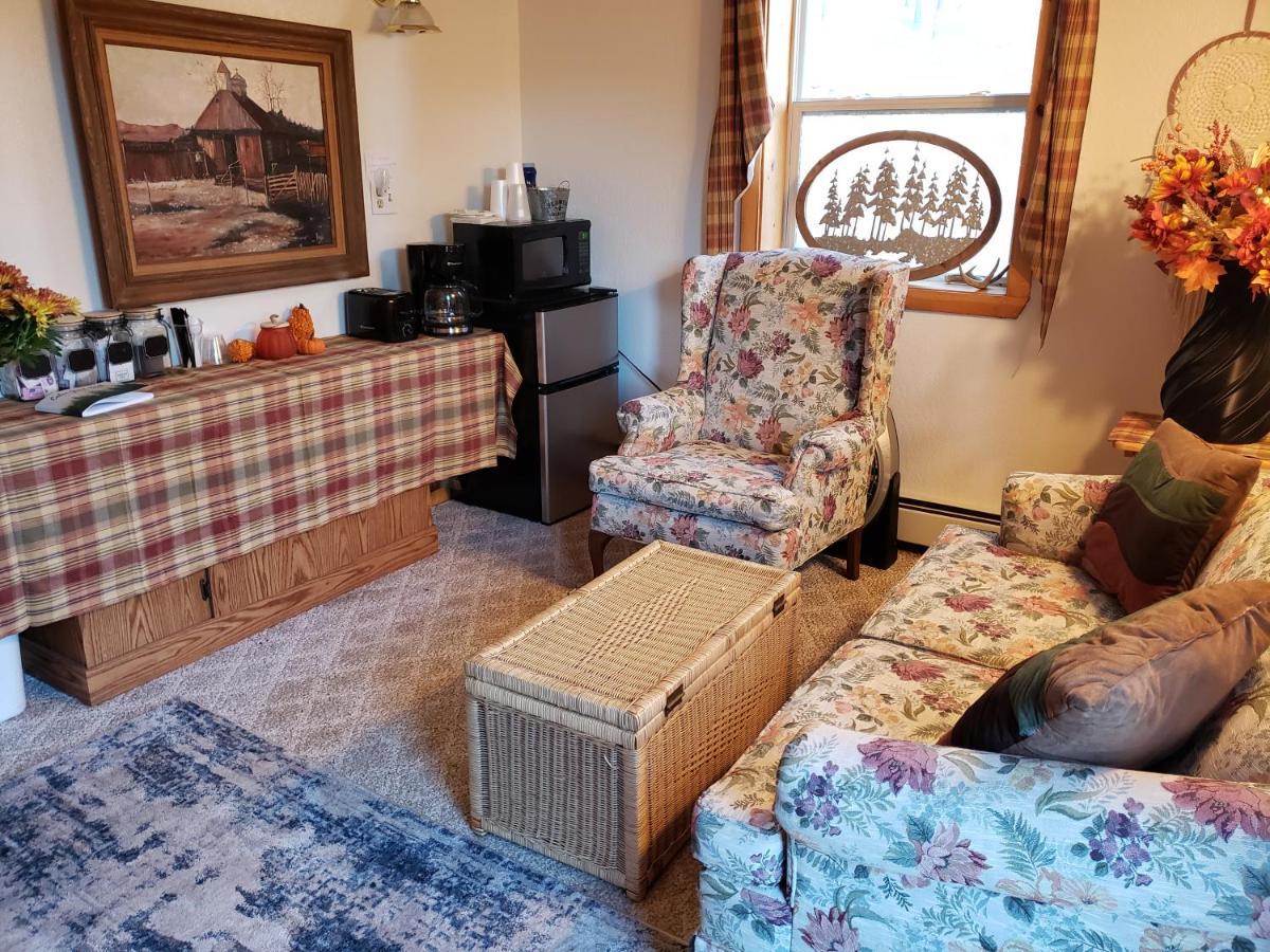 Mickelson Trail Treehouse Suite In The Heart Of The Beautiful Black Hills ฮิลล์ซิตี้ ภายนอก รูปภาพ